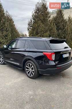 Позашляховик / Кросовер Ford Explorer 2020 в 