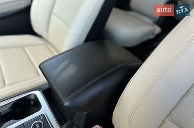 Внедорожник / Кроссовер Ford Explorer 2020 в 