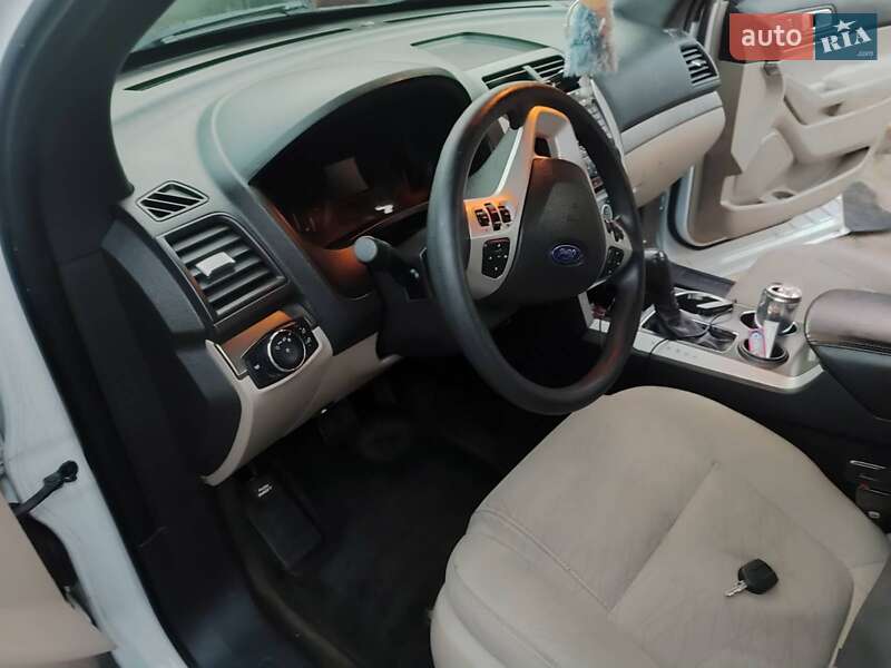 Позашляховик / Кросовер Ford Explorer 2013 в Львові