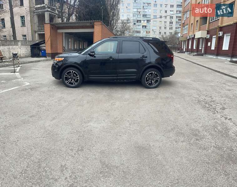 Внедорожник / Кроссовер Ford Explorer 2015 в Чернигове