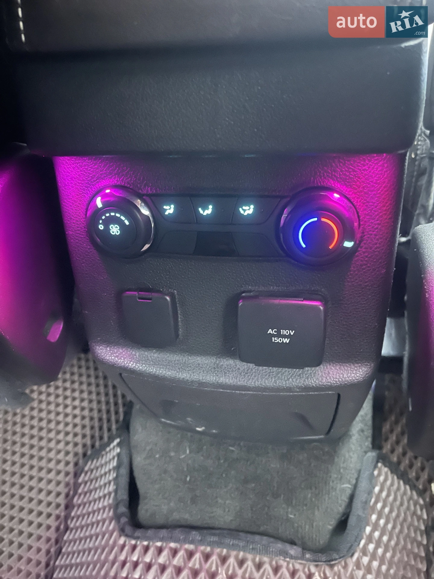 2015 Ford Explorer - мініатюра 17