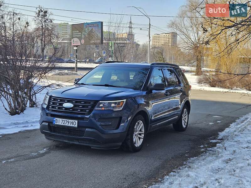 Позашляховик / Кросовер Ford Explorer 2016 в Києві