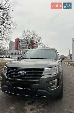 Внедорожник / Кроссовер Ford Explorer 2017 в 