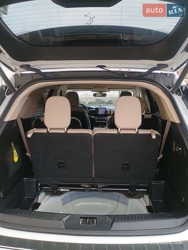 Внедорожник / Кроссовер Ford Explorer 2020 в Хмельницком