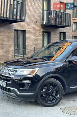 Внедорожник / Кроссовер Ford Explorer 2018 в 