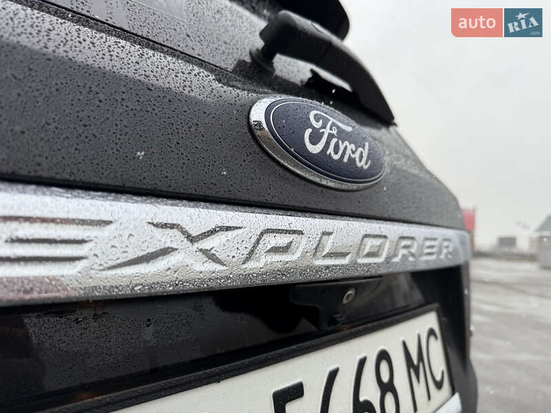 Позашляховик / Кросовер Ford Explorer 2016 в Києві фото 16 Позашляховик / Кросовер Ford Explorer 2016 в Києві