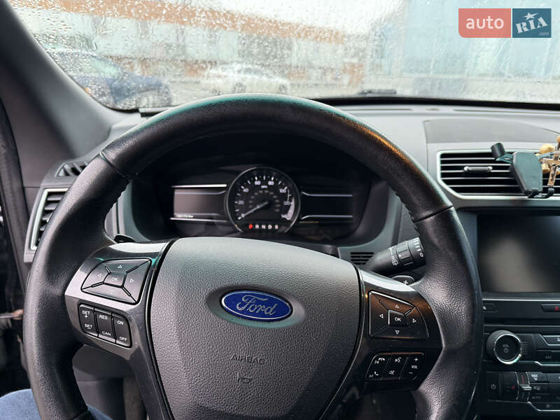 Позашляховик / Кросовер Ford Explorer 2016 в Києві фото 20 Позашляховик / Кросовер Ford Explorer 2016 в Києві