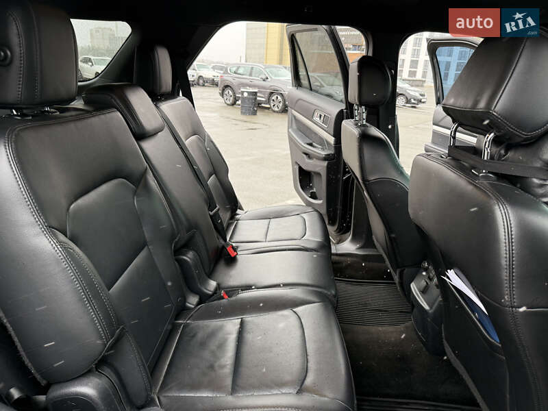 Позашляховик / Кросовер Ford Explorer 2016 в Києві фото 28 Позашляховик / Кросовер Ford Explorer 2016 в Києві