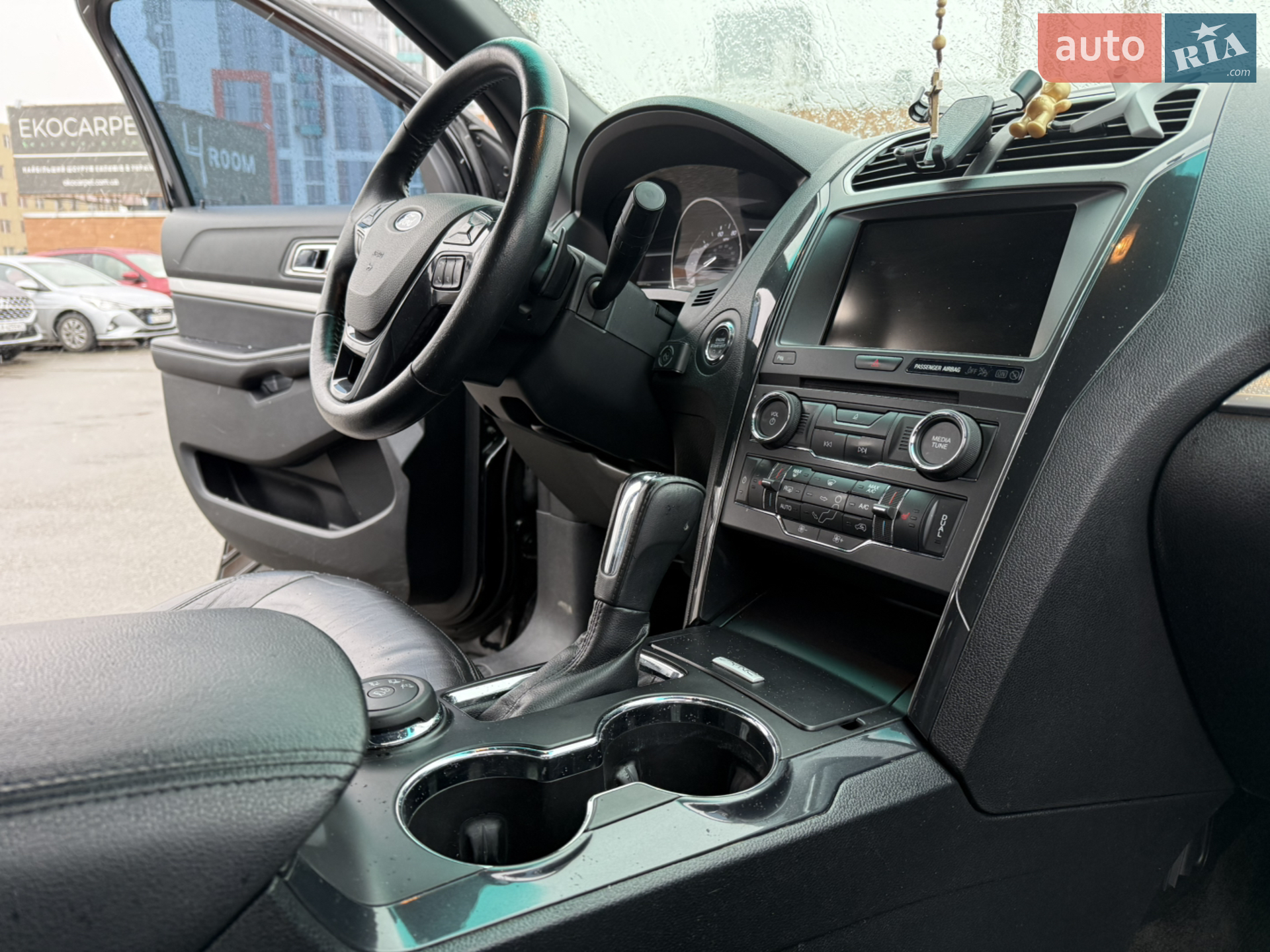 2016 Ford Explorer - мініатюра 24