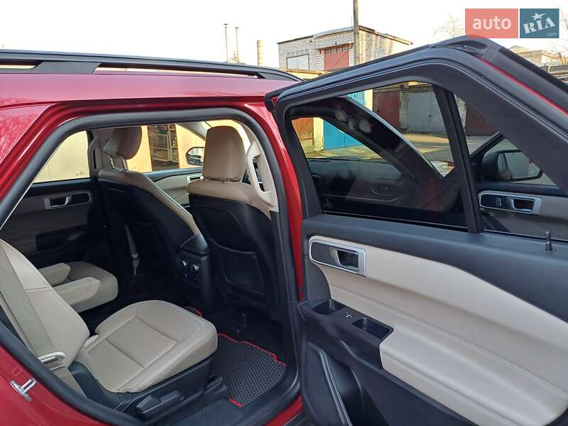 Внедорожник / Кроссовер Ford Explorer 2019 в Киеве