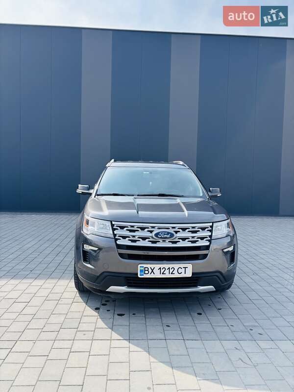 Внедорожник / Кроссовер Ford Explorer 2018 в Хмельницком