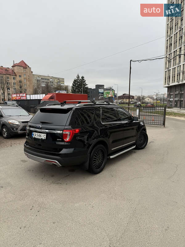 Внедорожник / Кроссовер Ford Explorer 2016 в Киеве
