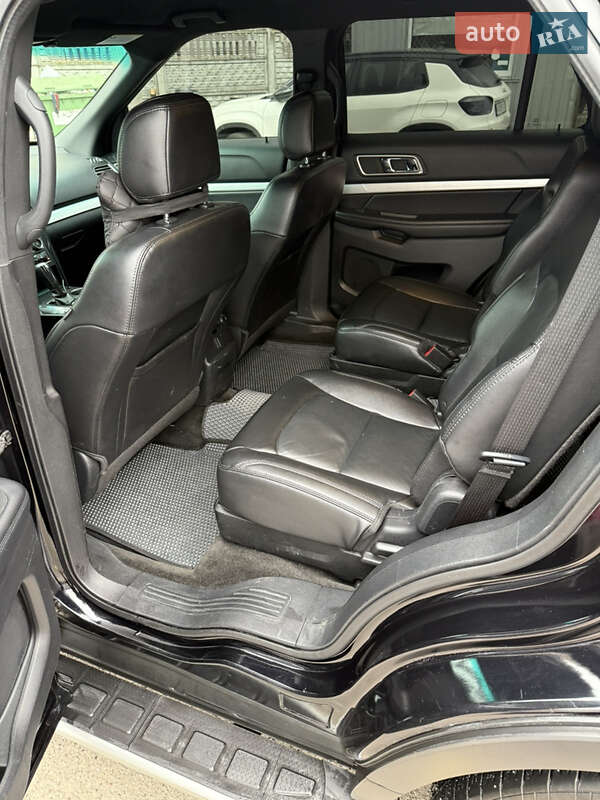 Внедорожник / Кроссовер Ford Explorer 2016 в Киеве