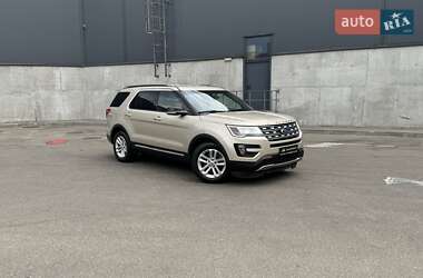 Внедорожник / Кроссовер Ford Explorer 2016 в 