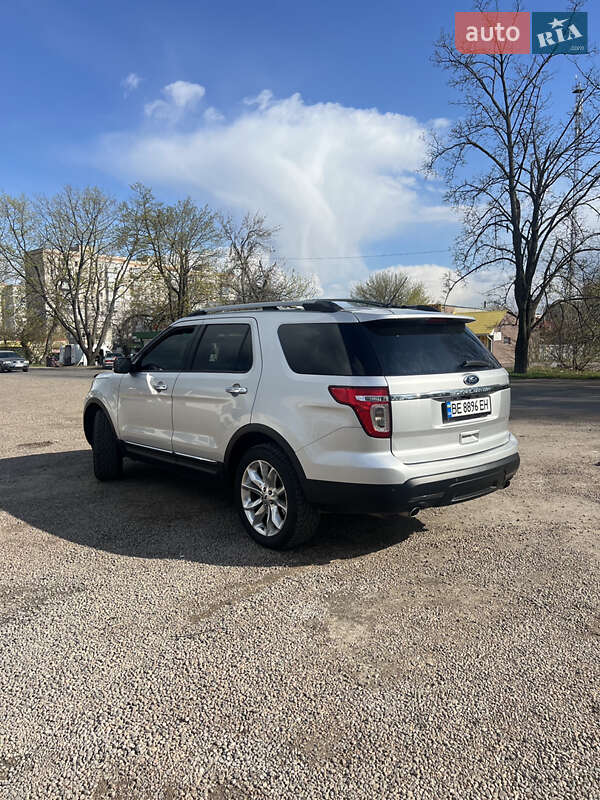 Внедорожник / Кроссовер Ford Explorer 2015 в Первомайске