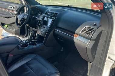 Позашляховик / Кросовер Ford Explorer 2016 в Одесі фото 12 Позашляховик / Кросовер Ford Explorer 2016 в Одесі
