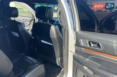 Внедорожник / Кроссовер Ford Explorer 2016 в Одессе