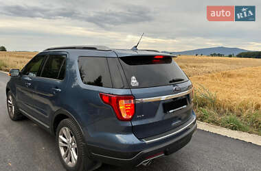 Внедорожник / Кроссовер Ford Explorer 2018 в 