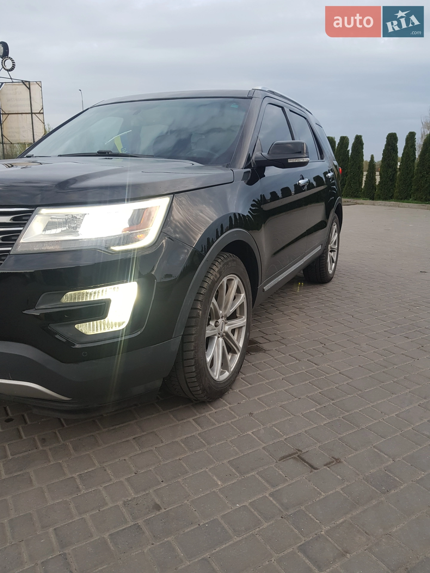 2015 Ford Explorer - мініатюра 18