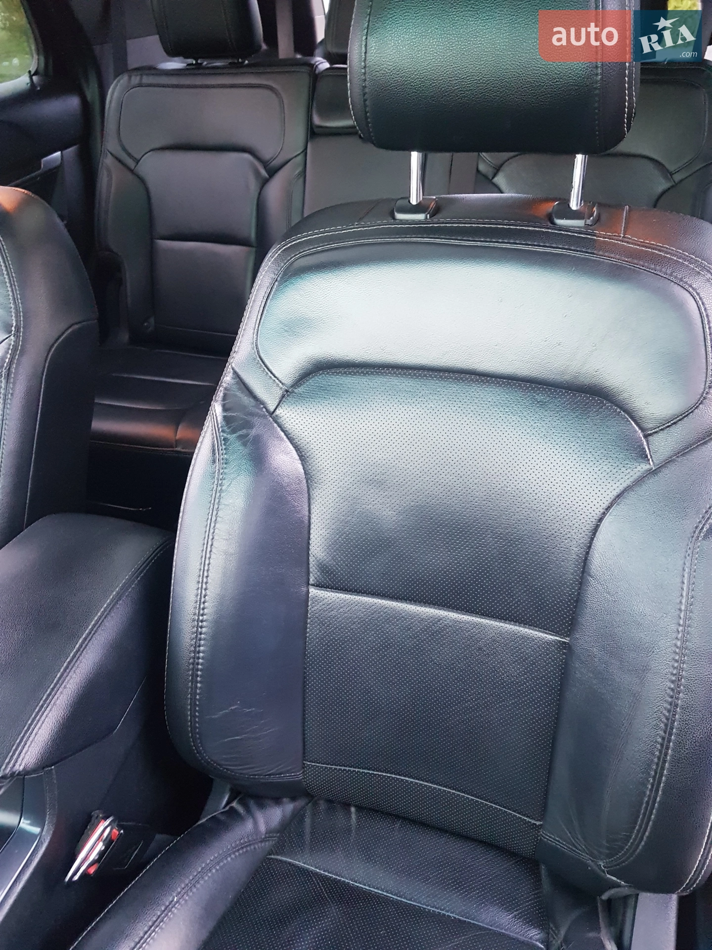 2015 Ford Explorer - мініатюра 28