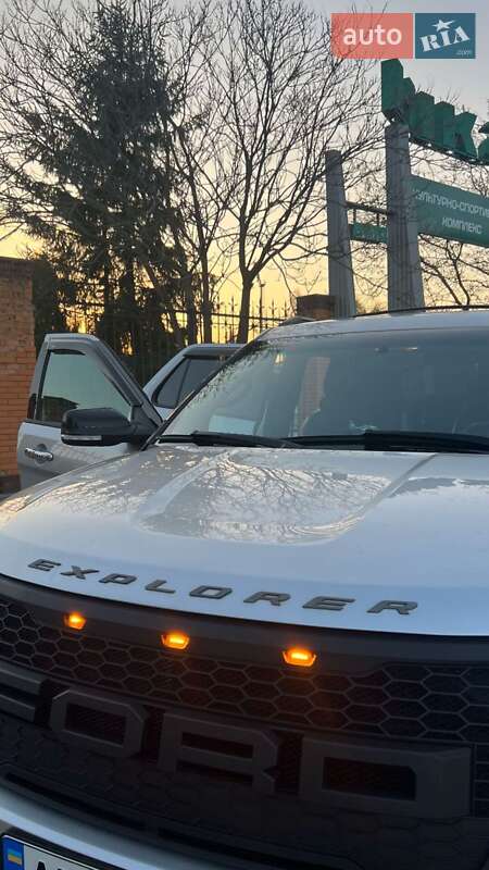 Позашляховик / Кросовер Ford Explorer 2013 в Олександрії