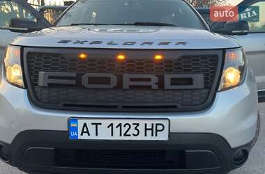 Позашляховик / Кросовер Ford Explorer 2013 в Олександрії