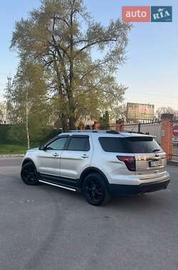 Позашляховик / Кросовер Ford Explorer 2013 в Олександрії