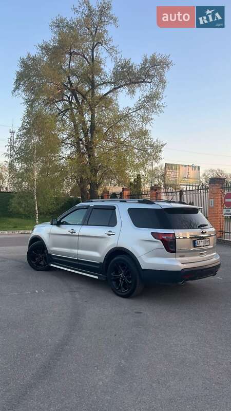 Позашляховик / Кросовер Ford Explorer 2013 в Олександрії