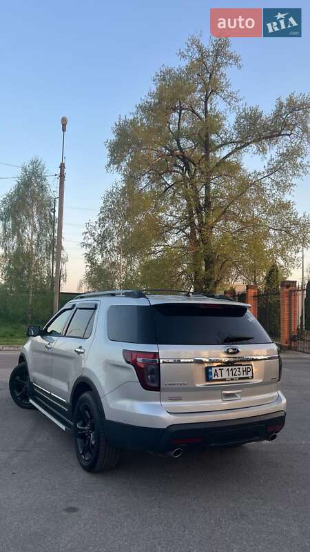 Позашляховик / Кросовер Ford Explorer 2013 в Олександрії