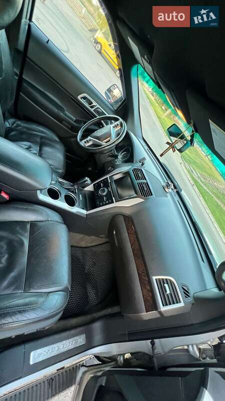 Внедорожник / Кроссовер Ford Explorer 2013 в Александрие фото 23 Внедорожник / Кроссовер Ford Explorer 2013 в Александрие
