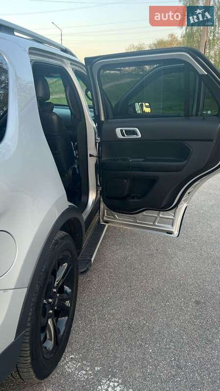 Позашляховик / Кросовер Ford Explorer 2013 в Олександрії