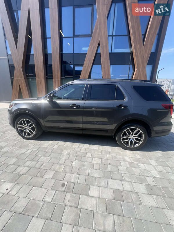 Внедорожник / Кроссовер Ford Explorer 2018 в Луцке фото 8 Внедорожник / Кроссовер Ford Explorer 2018 в Луцке