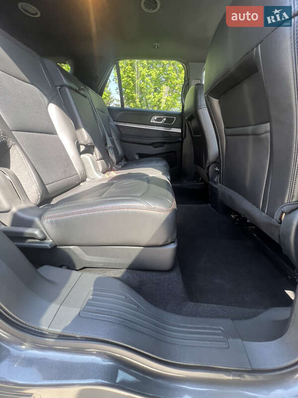 Внедорожник / Кроссовер Ford Explorer 2018 в Луцке фото 25 Внедорожник / Кроссовер Ford Explorer 2018 в Луцке