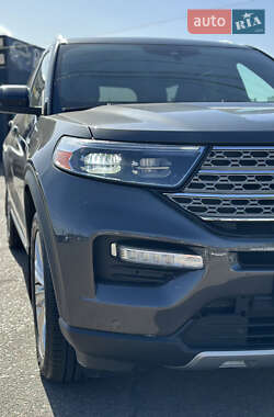 Позашляховик / Кросовер Ford Explorer 2019 в 