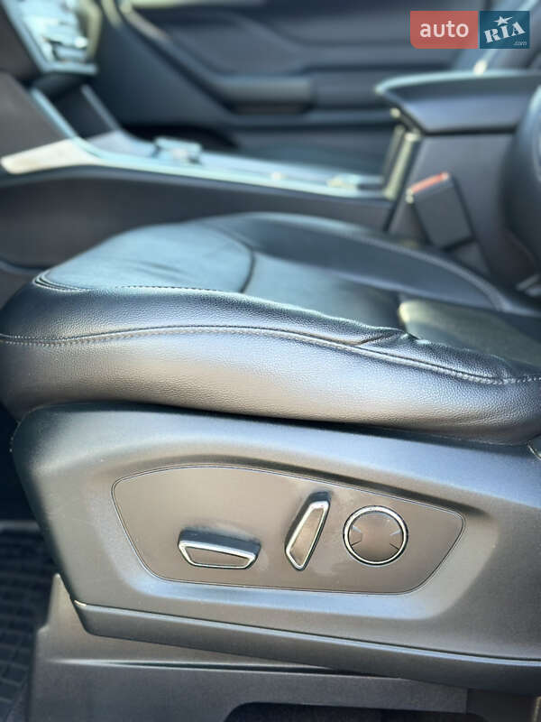 Внедорожник / Кроссовер Ford Explorer 2019 в Киеве фото 20 Внедорожник / Кроссовер Ford Explorer 2019 в Киеве