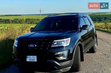 Позашляховик / Кросовер Ford Explorer 2015 в Дніпрі