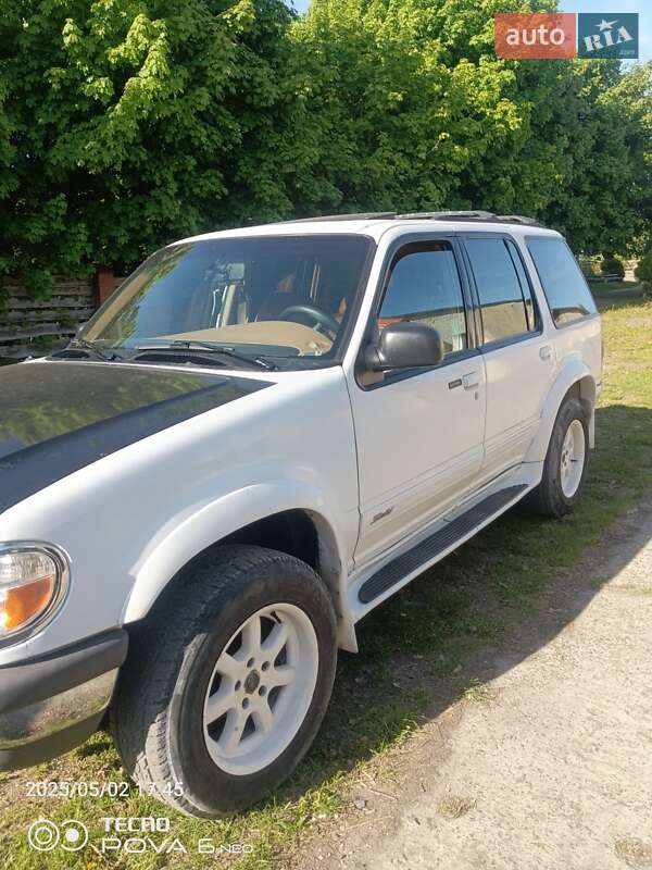 Внедорожник / Кроссовер Ford Explorer 1995 в Львове