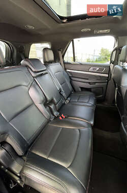 Внедорожник / Кроссовер Ford Explorer 2016 в 