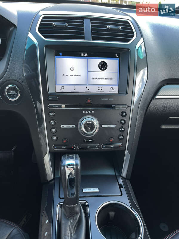 Позашляховик / Кросовер Ford Explorer 2016 в Києві