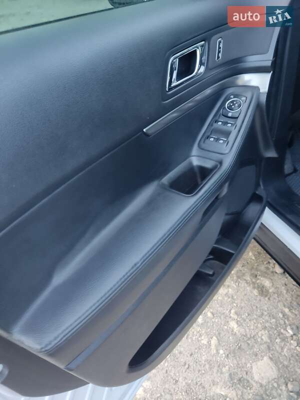 Внедорожник / Кроссовер Ford Explorer 2017 в Кременце фото 44 Внедорожник / Кроссовер Ford Explorer 2017 в Кременце