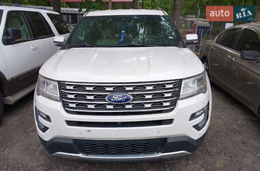 Позашляховик / Кросовер Ford Explorer 2017 в 