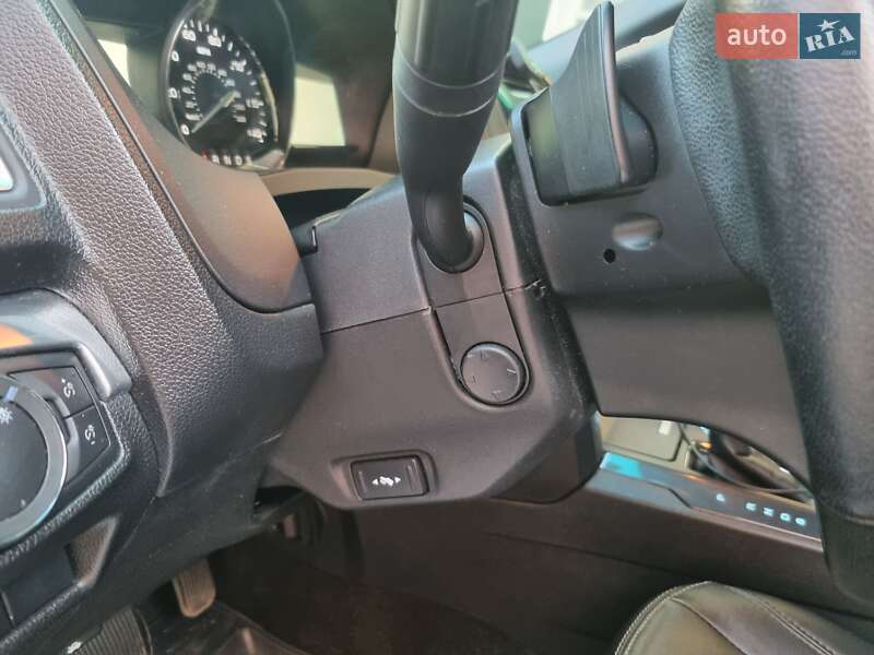 Позашляховик / Кросовер Ford Explorer 2015 в Києві