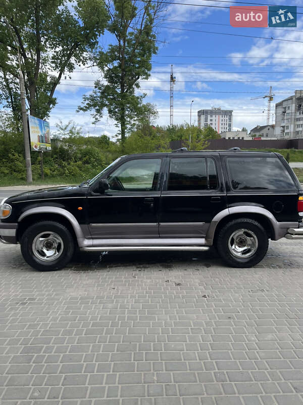 Внедорожник / Кроссовер Ford Explorer 1997 в Тернополе