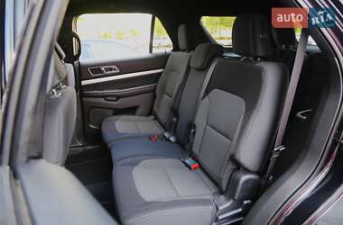 Внедорожник / Кроссовер Ford Explorer 2015 в 