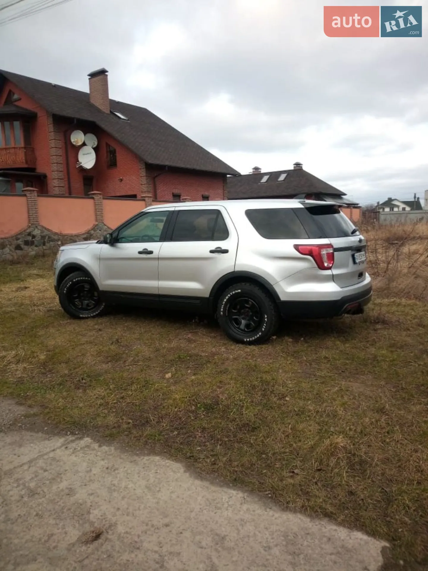2016 Ford Explorer - мініатюра 6