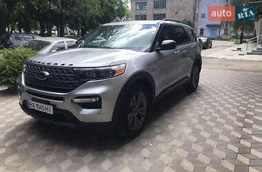 Позашляховик / Кросовер Ford Explorer 2021 в 