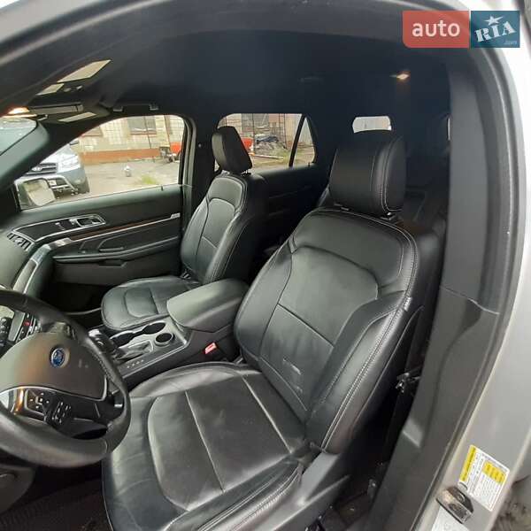 Позашляховик / Кросовер Ford Explorer 2017 в Черкасах фото 17 Позашляховик / Кросовер Ford Explorer 2017 в Черкасах