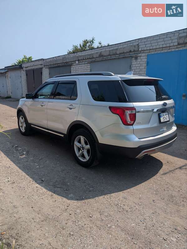 Внедорожник / Кроссовер Ford Explorer 2017 в Черкассах