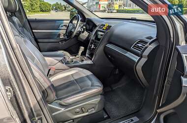 Внедорожник / Кроссовер Ford Explorer 2016 в 