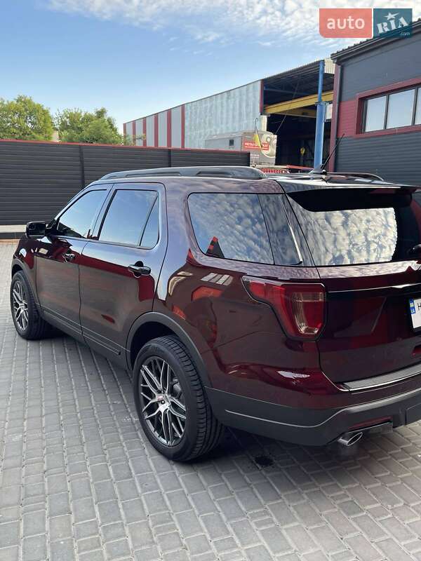 Позашляховик / Кросовер Ford Explorer 2018 в Одесі